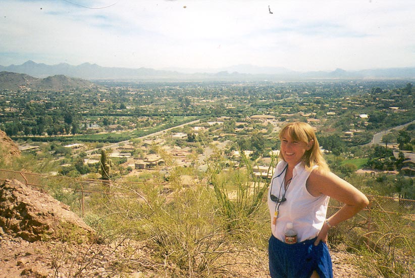 Ginni on Camelback.jpg 130.9K